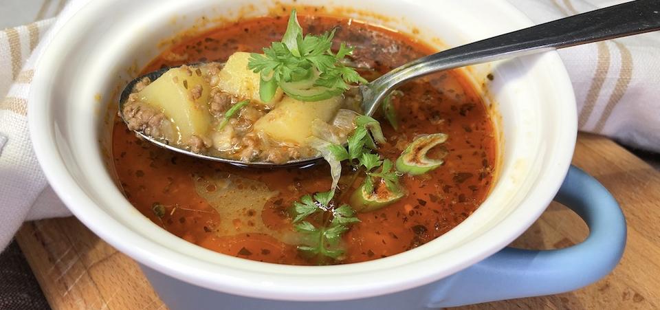 Gulášová polévka